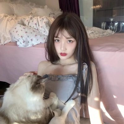 扬眉女导甘比茵